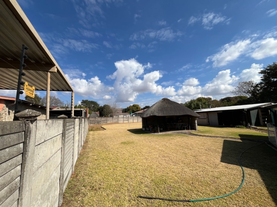 3 Bedroom Property for Sale in Bodorp North West